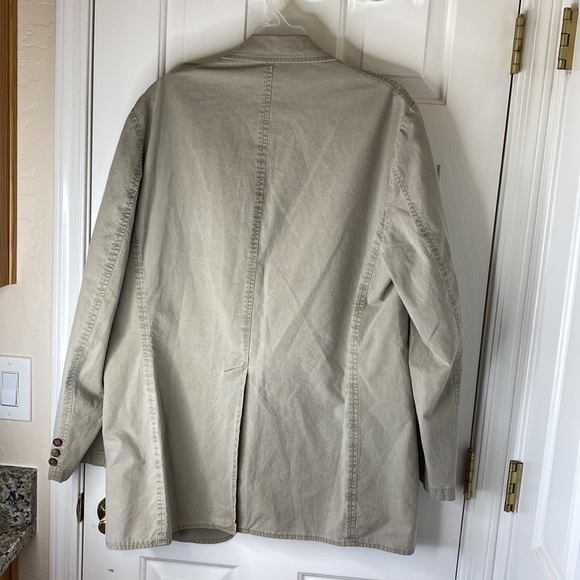 L.L. Bean Vintage Vintage L.L.Bean Coats 1912 Tan Pockets Inside Outside 42 tall - Picture 4 of 10